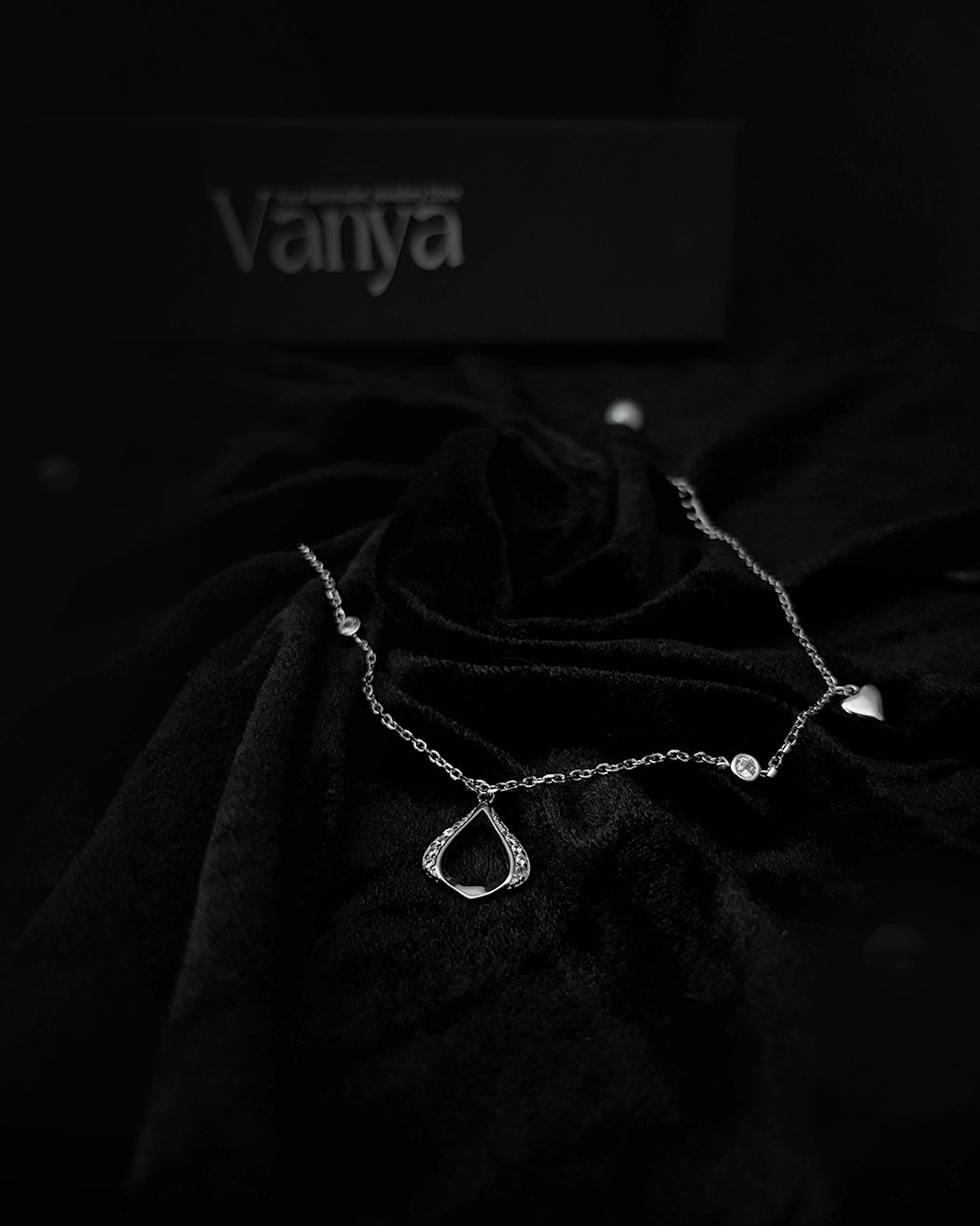 Heart & Teardrop Charm Anklet