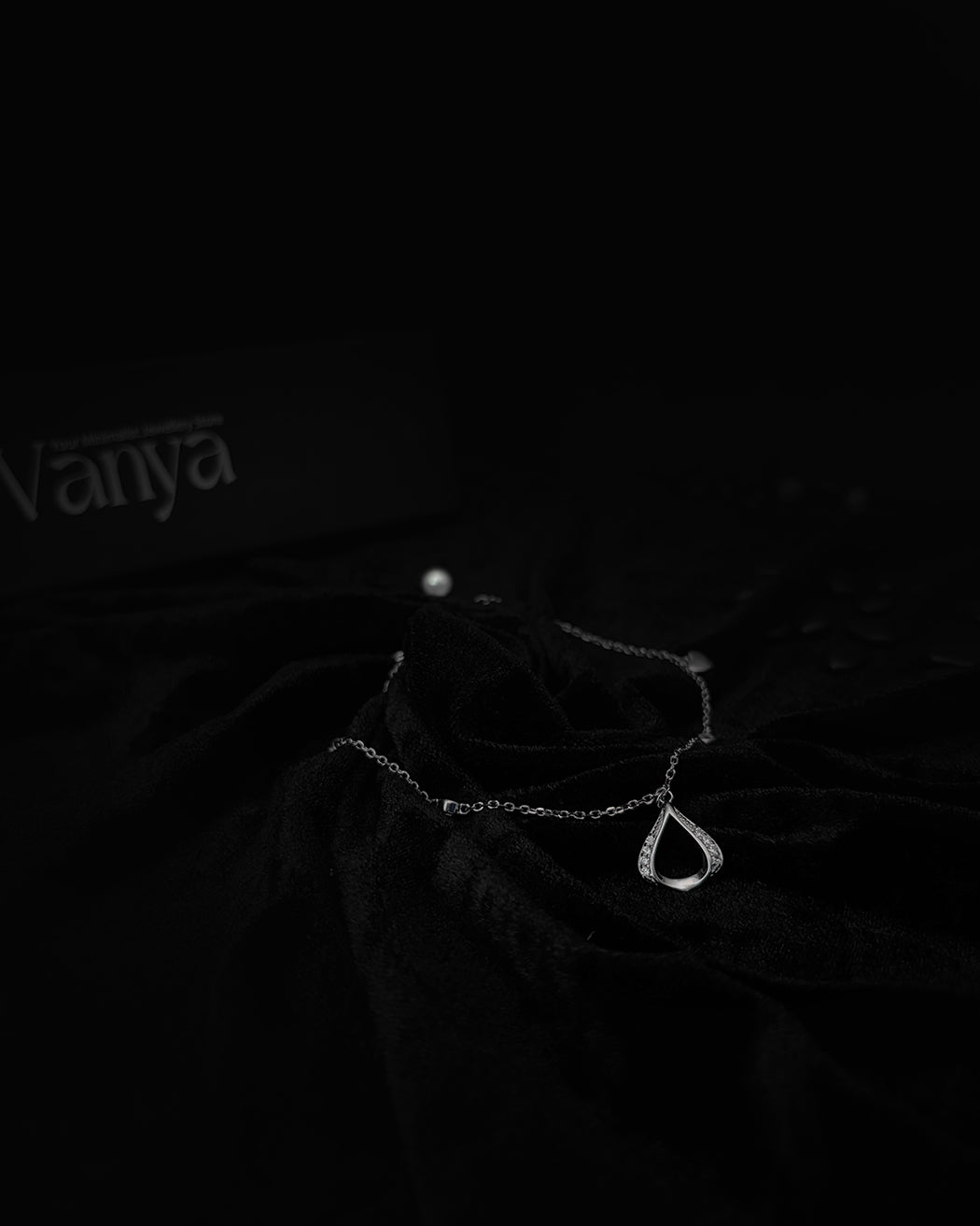 Heart & Teardrop Charm Anklet