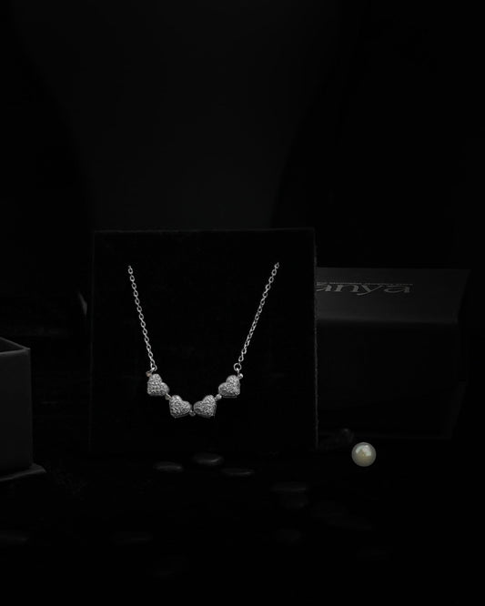 Magnetique HeartLink Necklace