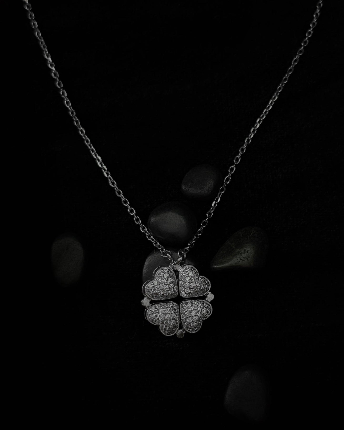 Magnetique HeartLink Necklace